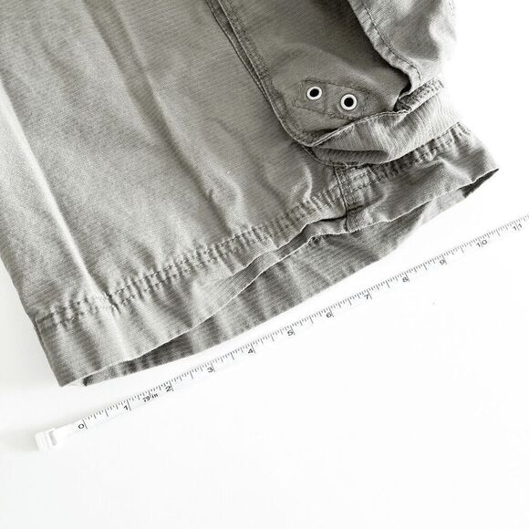 Tommy Bahama Mens Relaxed Fit Cargo Shorts Green Size 34 - Picture 4 of 8